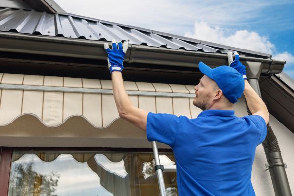 West Des Moines Gutter Covers Service